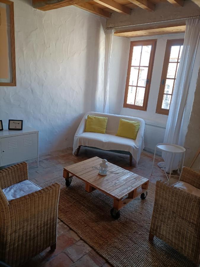 Maison Atypique Coeur De Village Historique Villeneuve-les-Avignon Luaran gambar