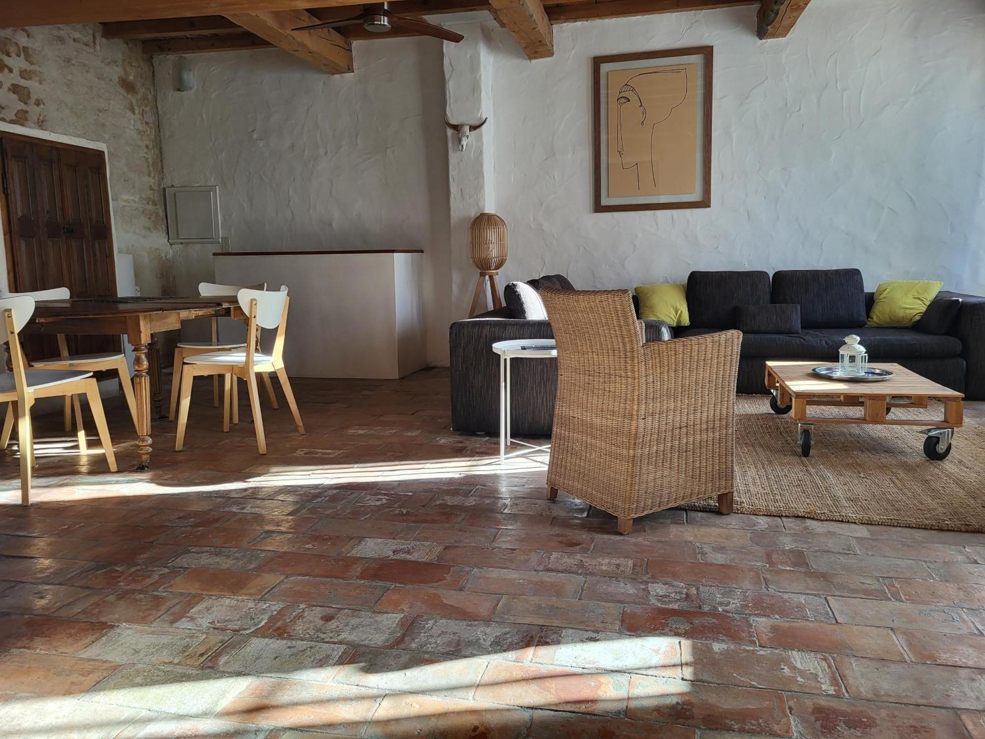 Maison Atypique Coeur De Village Historique Villeneuve-les-Avignon Luaran gambar